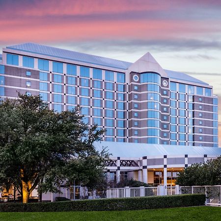 Renaissance Dallas North Hotel Farmers Branch Exterior photo